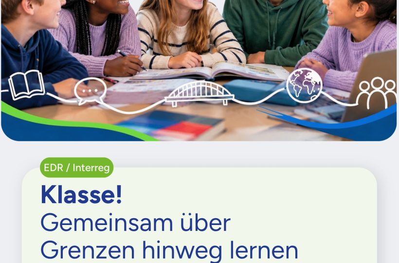 Schülerinnen und Schüler lernen gemeinsam im Klassenzimmer